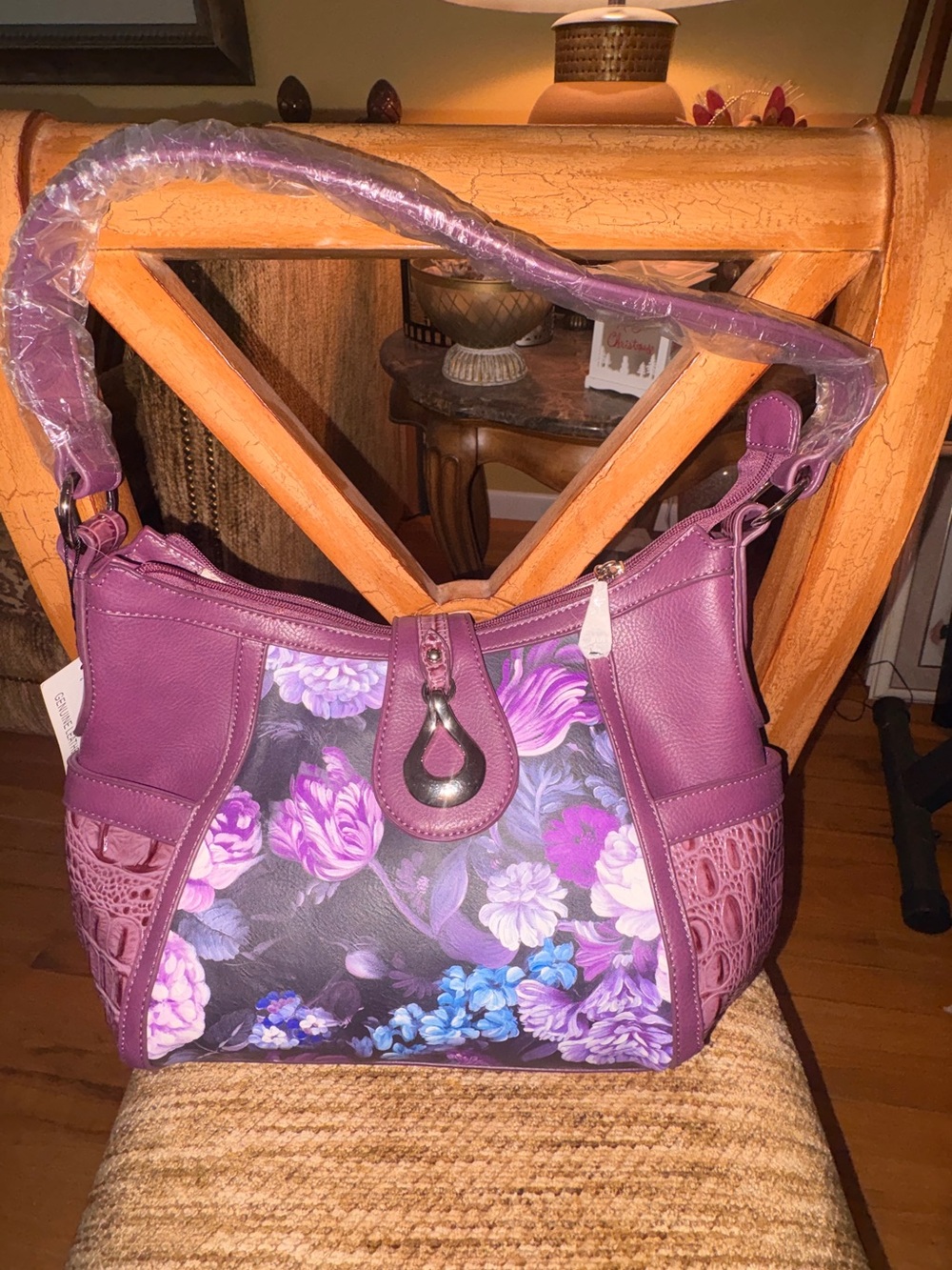 Purple Floral Shoulder Bag with Decorative Clasp - Women's Handbag